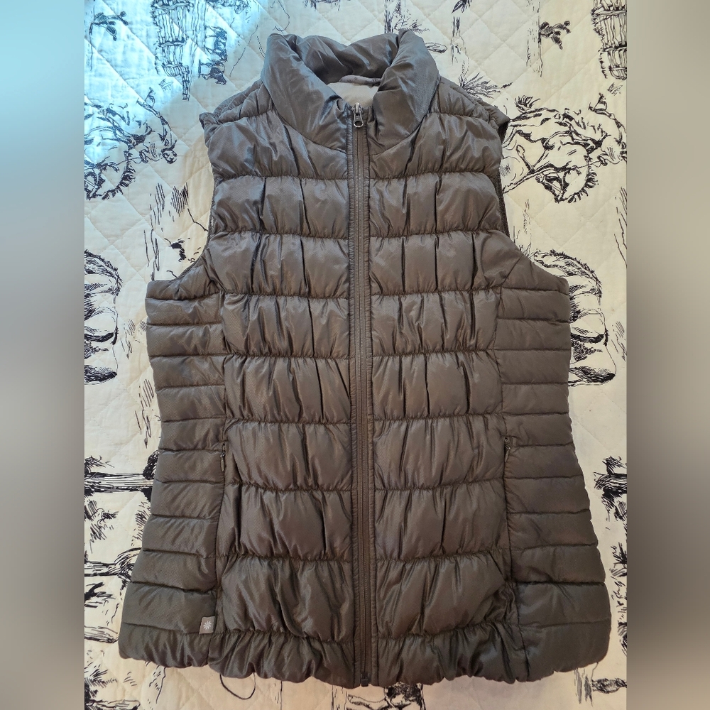 Women's Gray Puffer Vest